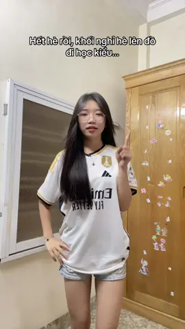 Xl cosplay ko giống c1 cho lắm🤣 #dihoc #xuhuongtiktok #khoinghihe #huongpham #xhhhhhhhhhhhhhhhhhhhhhhh 