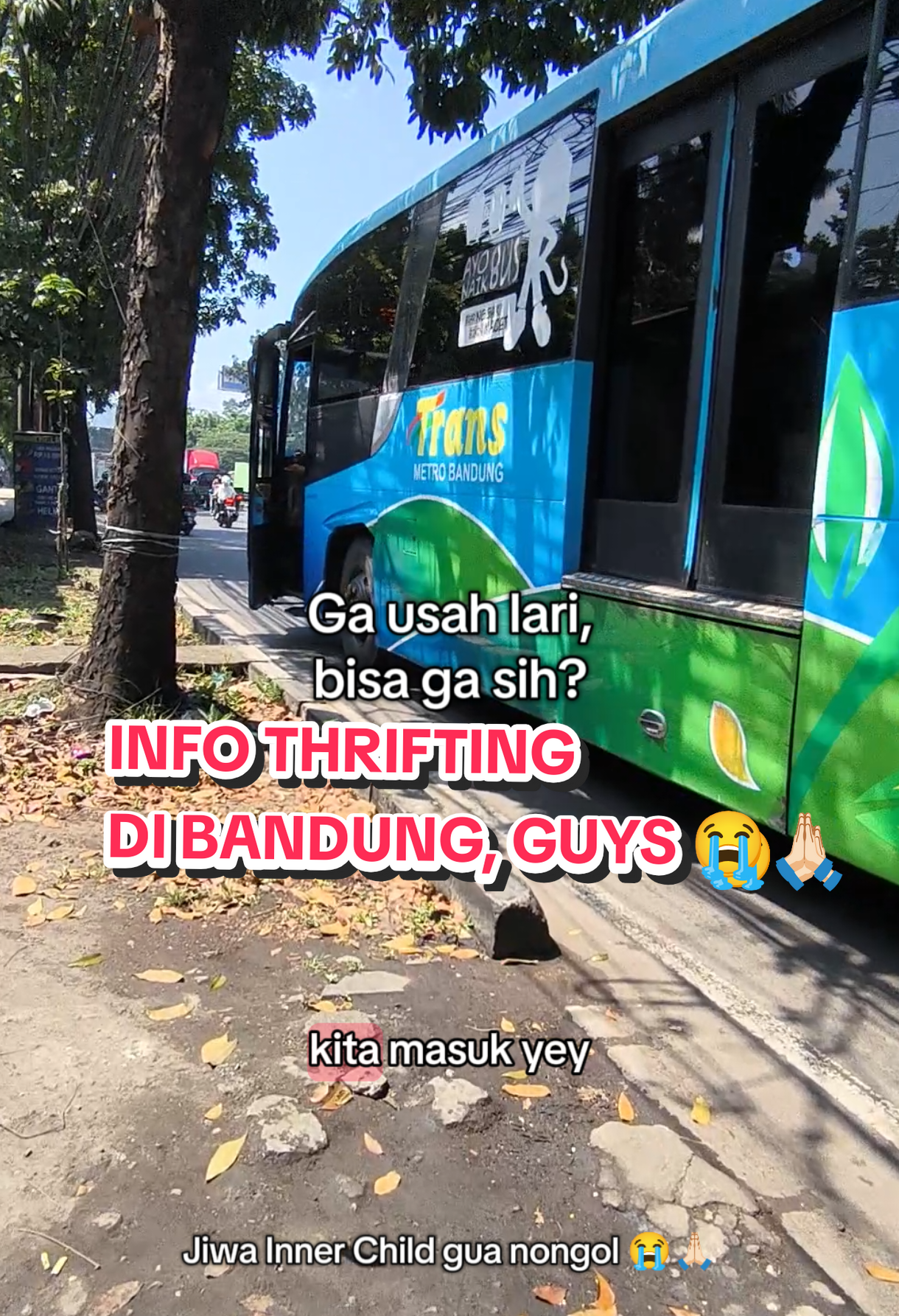 main ke Bandung mah asal main aja, sekalinya udah nyampe lokasi nggak tahu mau kemana...  Spill dong tempat thrifting di bandung ☺️🙏🏻 . #thrifting #bandung #ask #shopping #jalanjalan 