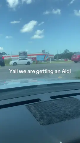 I cant wait till Aldi opens! I love to browse!