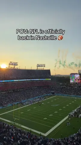 Welcome back to Nashville, @NFL 🤝 The @Tennessee Titans made their first return to Nissan Stadium in the final preseason matchup against the @Vikings on Friday night 🏈 #Nashville #615 #NFL #Titans #Vikings 