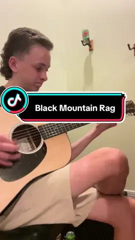 Black Mountain Rag! My favorite fiddle tune! #guitar #bluegrass #guitartok #billystrings #tonyrice @Billy Strings 