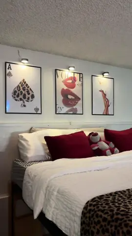 Dorm reveal!!! #dormroom #dormdecor #dorminspo #collegemovein #foryou 