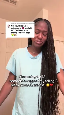 Please leave a “❤️” in the comments to support!🥹🙏 #disney #fantasy #disneyprincess #purse #blackownedbusiness 