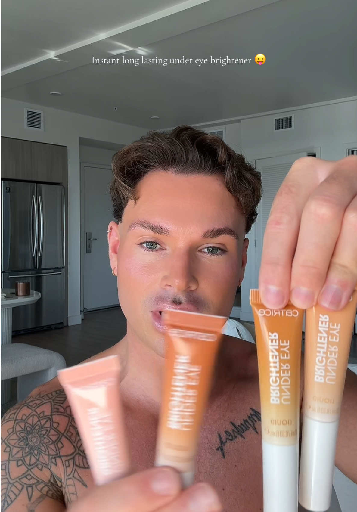 The way these just melt into my skin but also instantly cover and refresh? #undereye #brightening #refresh #eyecare #concealer 