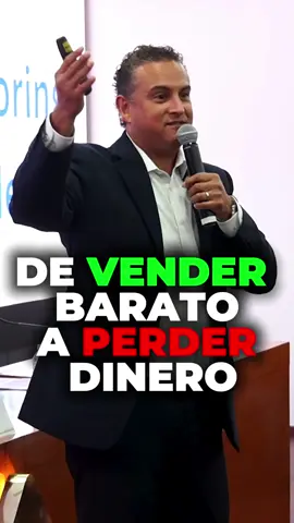 Muchos creen que si fabrican más barato pueden vender en Walmart. Pero la verdad es que competir contra China en costos es imposible ❌. La clave no está en producir, sino en invertir en negocios rentables ya establecidos en Estados Unidos. Así empiezas a ganar en dólares, generas ingresos pasivos y logras diversificar tu patrimonio en un mercado seguro. Porque no hay nada más sexy que ganar dinero con estrategia. Te gustaría conocer más? Mándame mensaje y hablemos. #EstadosUnidos #VisaE2 #NegociosRentables #IngresosPasivos #DiversificarTuPatrimonio