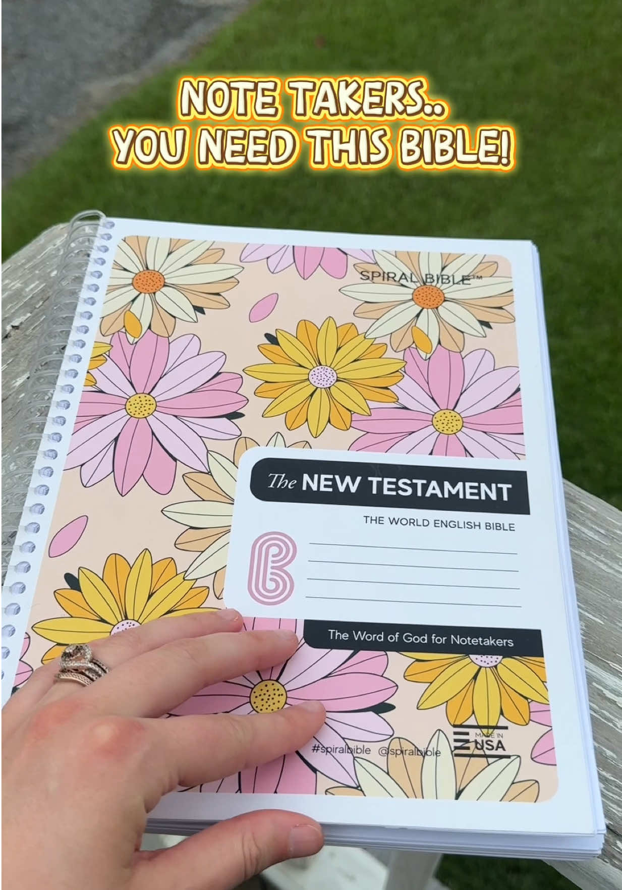 Replying to @Makayla | SAHM x 2 💗 Bible for the note takers 😍 #bible #notetakingbible #christiantiktok #biblestudy #bibletok @SpiralBible 