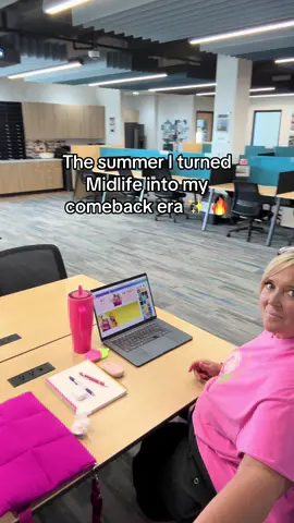 This summer has been one for the ages. 2025 has not been my favorite year but it’s been full of learning & growing experiences. The comeback is on lock and it’s going to be my best one yet. #midlifewomen #midlifeera #womenover40 #womenover50 