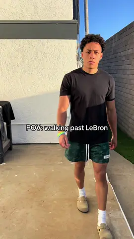 intrusive thoughts won #hoop #hooper #basketball #lebron #fyp