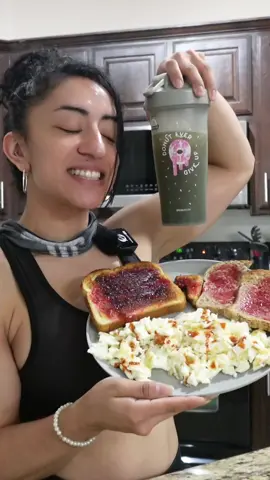 I have a Full Detailed Video in The Tubes! Click the Link in My Bio to Check it Out!  Current Split is 3 Low Carb Days 1 High Day & Repeat!  This is a High Day Obviously.  Currently on a Deficit 😊 #FYP #HighProteinMeal #PrepChronicles #CookWithMe 