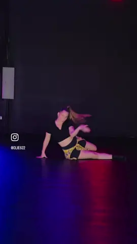 What was I thinkin’?! 🤠 🧠 @lbarb_5678 🔥 📍 @exchangedanceacademy 💚