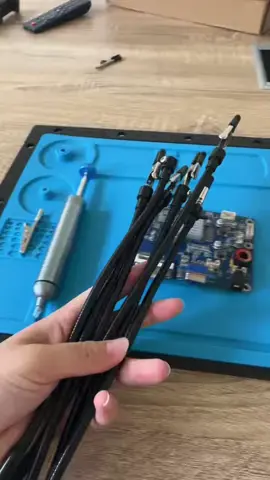 ⚡ All-in-one repair station! The Kaisi 2-in-1 Helping Hands Soldering Station comes with 6 flexible arms + a heat-resistant silicone mat. Perfect for PCB, electronics & DIY projects — safer, smarter, and hands-free!” #Soldering #HelpingHands #DIYTools #ElectronicsRepair #PCBRepair #MakerTools #KaisiTools #WorkSmarter #tiktokmademebuyit #TechHacks #ToolTok 