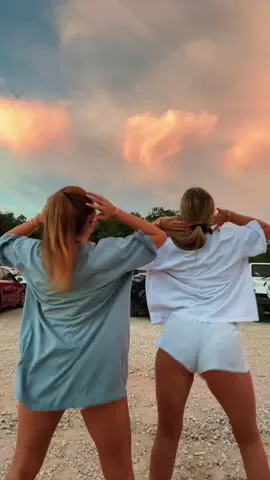 ON TOP OF CARS #foryoupage #were18 #blowusup #secretaccount #dance @lootypazooki69 
