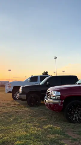 Mid? @Garner gage @Ashton Lowe #digrigs? #fypシ゚viral #squattedtrucks? 