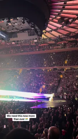 @ladygaga #mayhemtour 