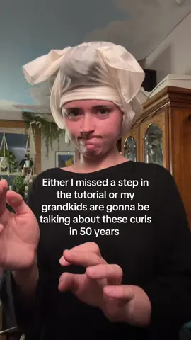 What’s sad is this is the first time the rod actually stayed in place 😃 #makeup #heatlesscurls #overnightblowout #howtousecurlingrods #hairtutorial 