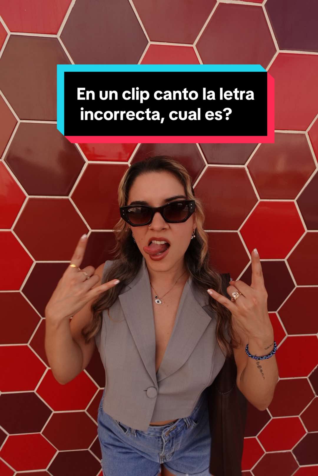 Quien se sabe la letra? 🗣️ #sacala #latina #kerenmora 