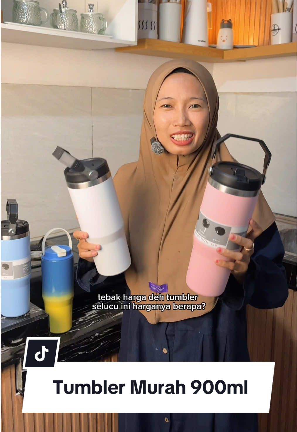 Botol minum atau tumbler murah ukuran 900ml. #tumbler #tumblerviral #botolminum #botolminumviral 