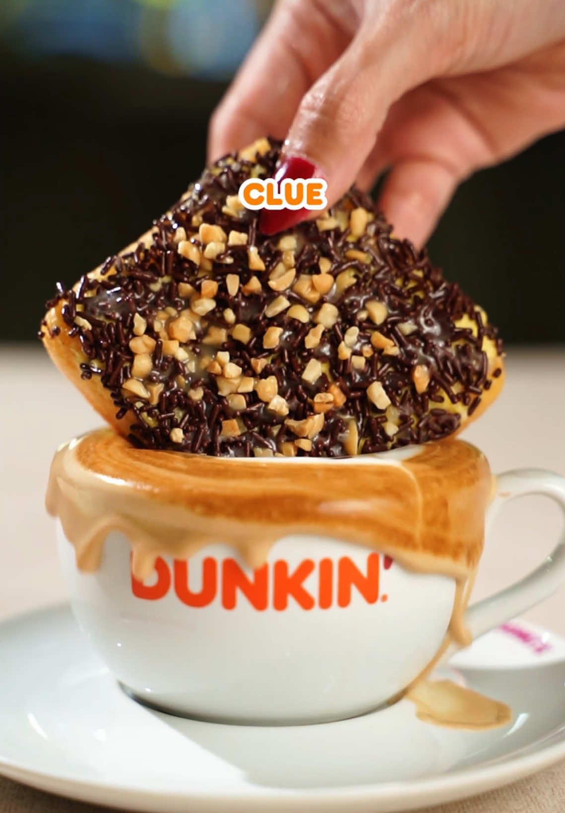 Nama DUNKIN' berasal dari kata 