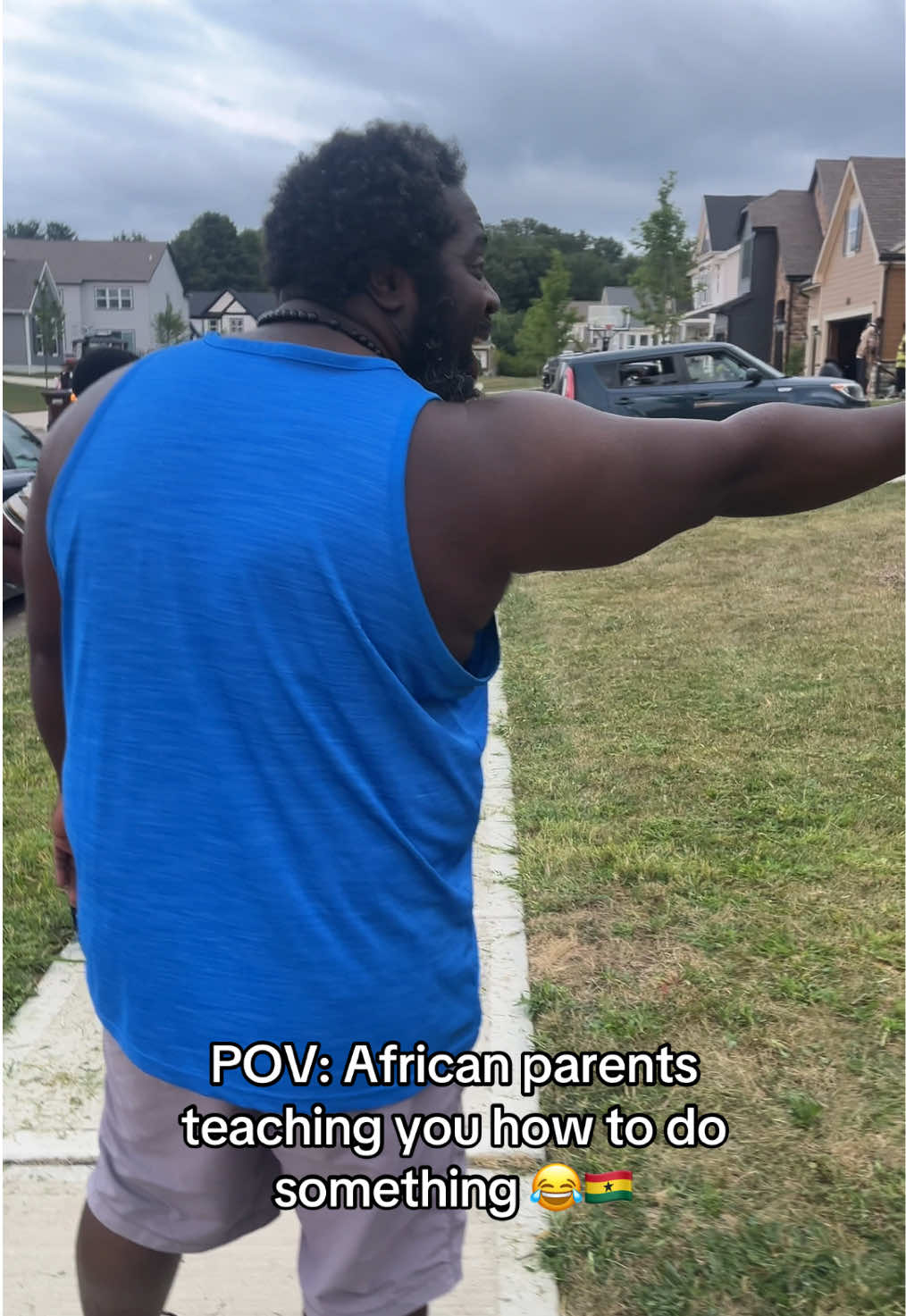 This was his first time mowing the lawn 😭 #africantiktok #ghanatiktok🇬🇭 #africanparents #ghanatiktok #ghana 