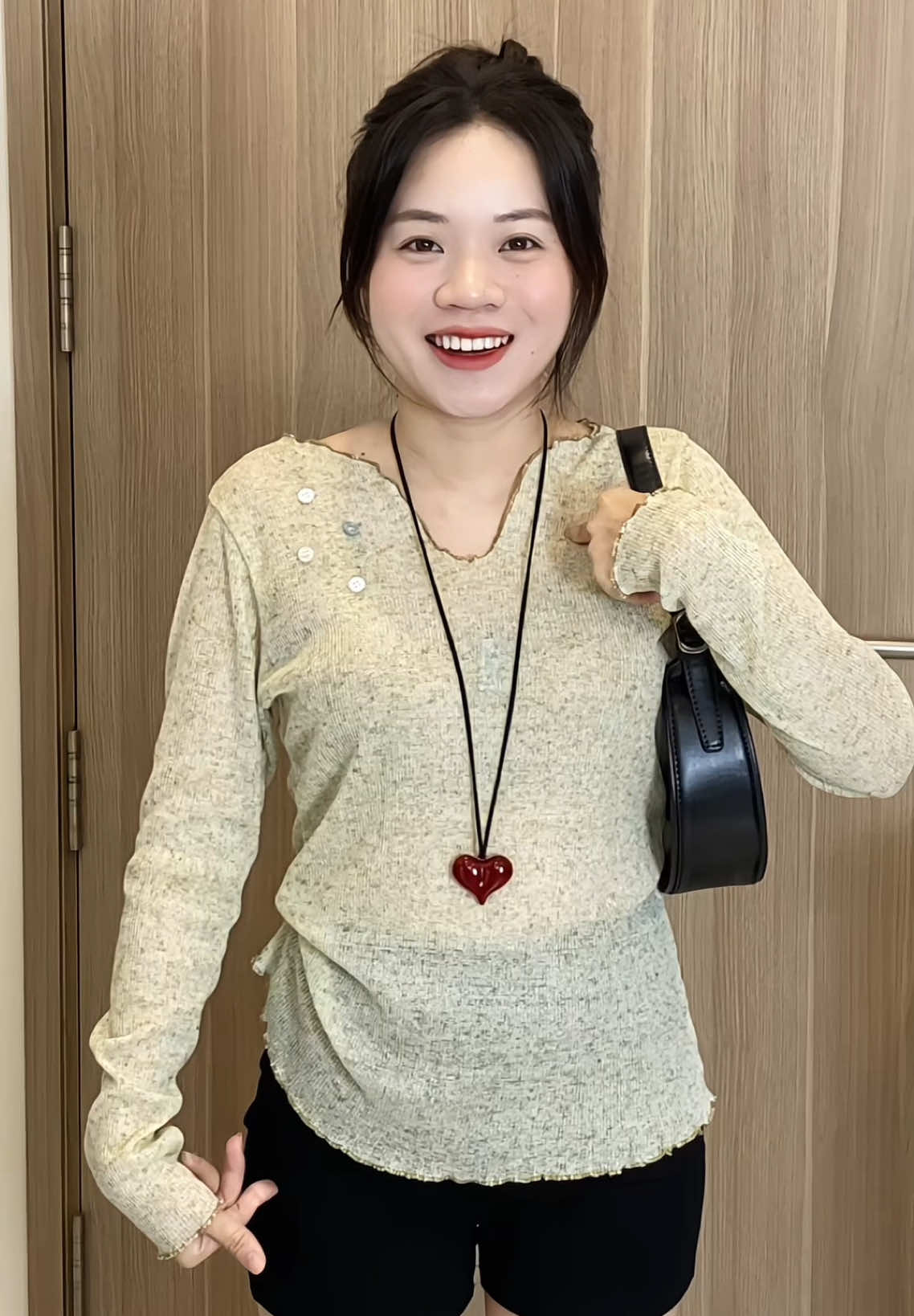 Đẹp quá #xuhuong #aothun #aodaitay #huonghuongday 