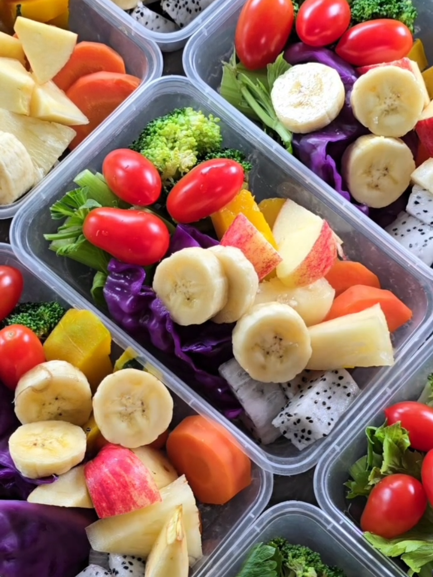 เตรียมผักผลไม้กันค่า 🍅🥕🥦 #healthy_onair #ผักปั่น #ผักปั่นเพื่อสุขภาพ #ผักผลไม้ปั่น #วงการนี้เข้าแล้วออกยาก 