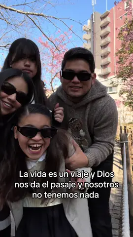 Recuerden que la vida es un viaje 🙌🏻 se que hay momentos muy malos pero en familia y con las personas que más quieres eso no es un problema 🫰🏼