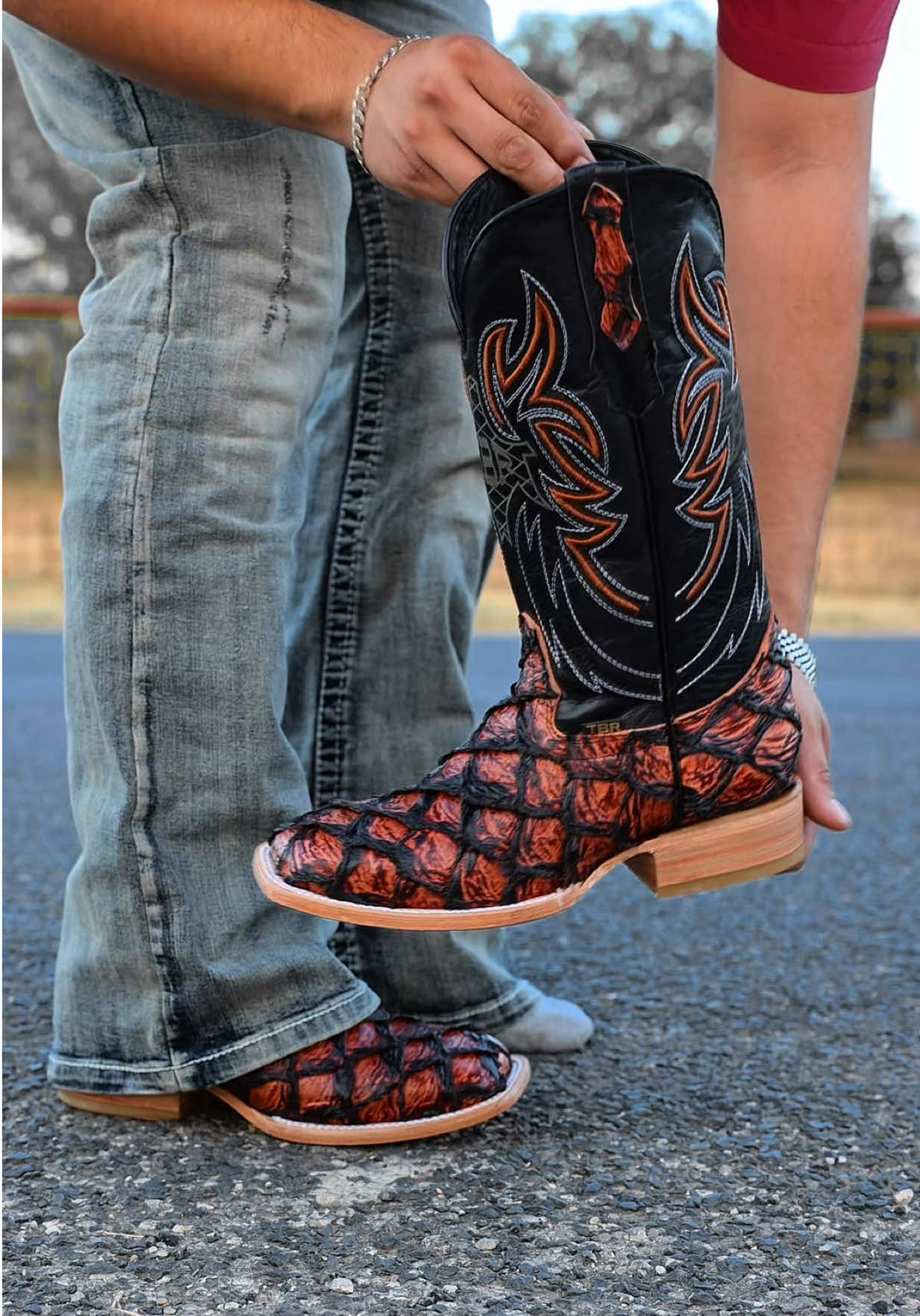 Our JUMBO COGNAC PIRARUCU On The Feet!!🥷🔥 Grab Your Pair For ONLY $129!!🤯  #texasbootranch #paratiiiiiiiiiiiiiiiiiiiiiiiiiiiiiii #fypシ゚viral #fyppppppppppppppppppppppp #trending 