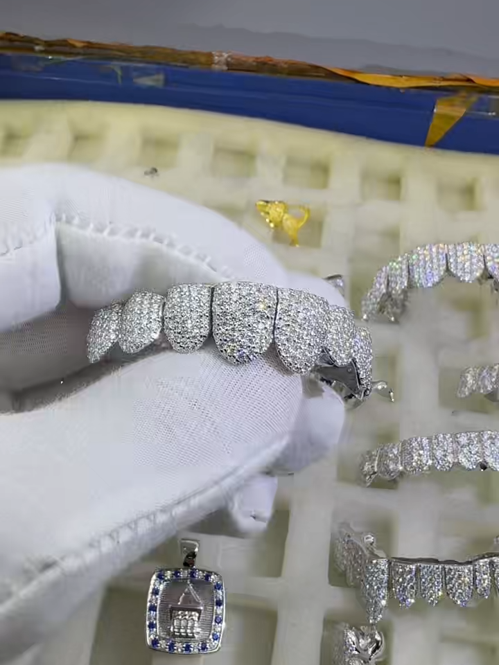 factory daily work, factory price，brand quality you will get #grillz #bustdown #customgrillz #grills #icedout