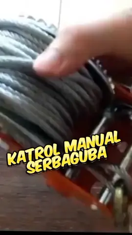 Biar angkat-angkat barang berat enggak lagi bikin kamu pegal, kenalin nih, Katrol Manual Serbaguna yang wajib banget kamu punya! Dengan alat ini, semua pekerjaan berat jadi terasa lebih ringan dan gampang. Katrol Manual Serbaguna ini dirancang dengan material baja yang super kuat dan tahan banting. Jadi, kamu enggak perlu khawatir alat ini bakal gampang rusak. Mekanismenya pun simpel banget, tinggal tarik tuasnya, dan barang berat bisa langsung terangkat. Cocok banget buat kamu yang lagi renovasi rumah, di bengkel, atau bahkan buat angkat mesin. Fitur Unggulan:  * Material Baja Berkualitas: Kuat, kokoh, dan tahan lama.  * Mekanisme Simpel: Mudah digunakan, enggak ribet.  * Kapasitas Angkat Besar: Bisa angkat beban sampai ratusan kilogram!  * Portabel: Ringkas dan gampang dibawa ke mana-mana. Cocok banget buat:  * Teknisi dan mekanik yang sering angkat mesin atau barang berat.  * Pekerja konstruksi atau renovasi rumah.  * Penggemar otomotif yang suka bongkar pasang mesin di rumah.  * Siapa saja yang butuh alat bantu angkat barang berat. Spesifikasi Produk:  * Bahan: Baja  * Kekuatan Angkat: Tersedia dalam berbagai kapasitas (mulai dari 500 kg hingga 2 ton)  * Panjang Tali: (bisa disesuaikan)  * Warna: Abu-abu/perak Gak perlu lagi ngeluh karena angkat barang berat! Upgrade alat kerjamu sekarang juga dengan Katrol Manual Serbaguna ini. #katrol #katrolmanual #alatangkatberat #perkakas #bengkel      > Tunggu apa lagi? Klik keranjang kuning dan bikin kerjaanmu lebih ringan!