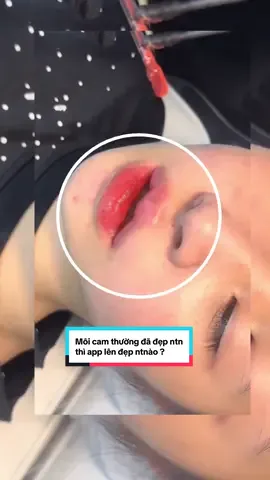 Hướng dẫn học viên cách son môi 💋 MOI đẹp hay kh kh chỉ do kĩ thuật mà còn nhiều yếu tố nữa ạ 