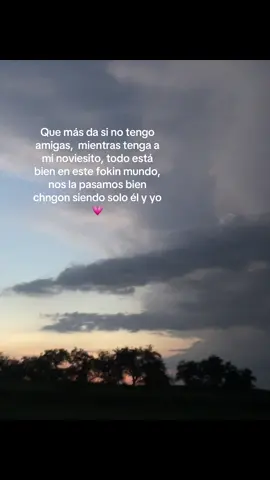 Tengo a mi noviesito hermoso 💗, para reír, llorar, criticar, desahogarme, hacer llamadas, jugar minecraft, salir, y en especial, co.. ntrolar mis emociones,  siempre estás tú, precioso hermoso, el amor de mi vida 💕. #amoaminovio #cuenta #dedicada #aminovio #parati  