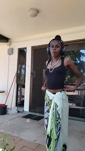 yesss aboriginals can roll too 🤪🔥🤧!! • • • #fypageシ #aboriginaltiktok #2006 