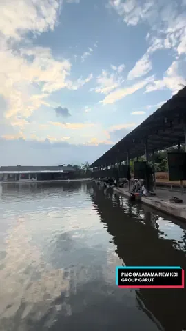 PMC GALATAMA ikan mas @New KDI Group  Pulang pulang borong 3 amplop dan bikin kedi keteteran. UTAMA 1 Bonus 1 C1 Pokoknya ga nyesel mancing disini Saya pake Joran custom dari @Ngajiuss Jabrig  Dan essence dari @ESSEN GARUT KANG ARDI  #promoseruweekend  #promomakanmerdeka  #livehighlights  #affiliatemarketing  #essence 