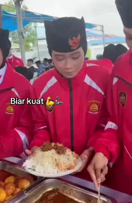 The real porsi tentara 🦾  Kalo aku mah buat makan seminggu 🙂‍↔️