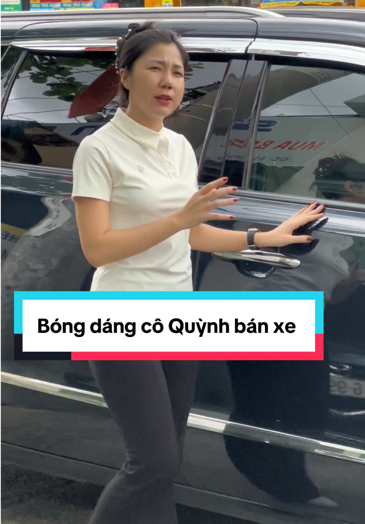Mọi người hay bảo em Quỳnh là “máy nói Sài Gòn Car”. Nghe cũng vui tai các bác nhỉ, nhưng thật lòng em chỉ mong ngày có 36 tiếng làm việc, tại vì một ngày em phải nói 12 tiếng rồi. Em mê xe, em mê cả hình ảnh em lúc nói 😂😂😂 #quynhsaigoncar #coquynhbanxe #SaiGonCar  