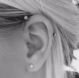 #industrial #industrialpiercing #piercing #piercings #piercingtok 