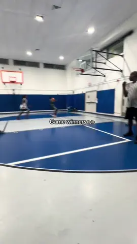 In and out cross that was tuff #luvonlyadam #fyp #viral #real #basketball 