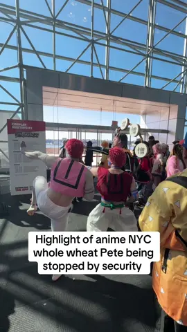 #animenyc #wholewheatpete this guy genuinely gave me the creeps actually being in the same room like I felt it 😬