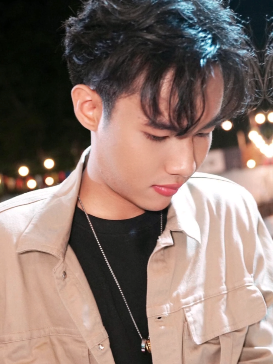 สำออยแบบนี้เสือหรือแมวดีคะ😁🥰🥰🥰🐯🐱 Cr.เพจ Witsanu Khotcharat🙏 #ลีโอเองนะครับ #ลีโออธิป #ลีโอเสือน้อยFANMEET #ยุ้งข้าวเรคคอร์ด #เทรนวันนี้ 