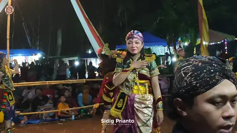 dikasih segara madu dulu kakak,,monggo diramaikan full linknya ada di bio njih 🤗 . . . . . . . #fypシ #jathilan #segaramadu #kidungkinasih #viral @butter_sc 