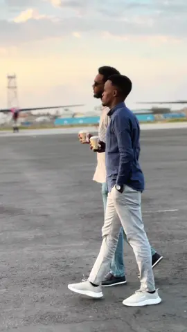 NIN UGA DHEER 😆 #somalitiktok @Abdihamitt ✌️ 