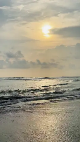 যারা সাতার জানে স্রোত তাদের ভাসিয়ে নিলেও ডুবাতে পারেনা। আর-যে নিজের উপর আত্ববিশ্বাস রাখতে জানে তাকে আপনি যতোই ঠকান-না কেন সে একদিন ঠিক-ই রুখে দাঁড়াবে.....!☺️#foruyou #vairal #bdtiktokofficial #foruyoupage @TikTok Bangladesh  
