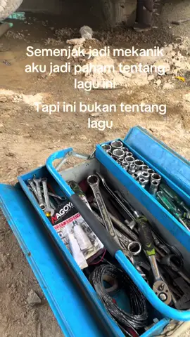 Tapi ini bukan tentang lagu #fyp #kuli #capcut #mekanikmuda😎 