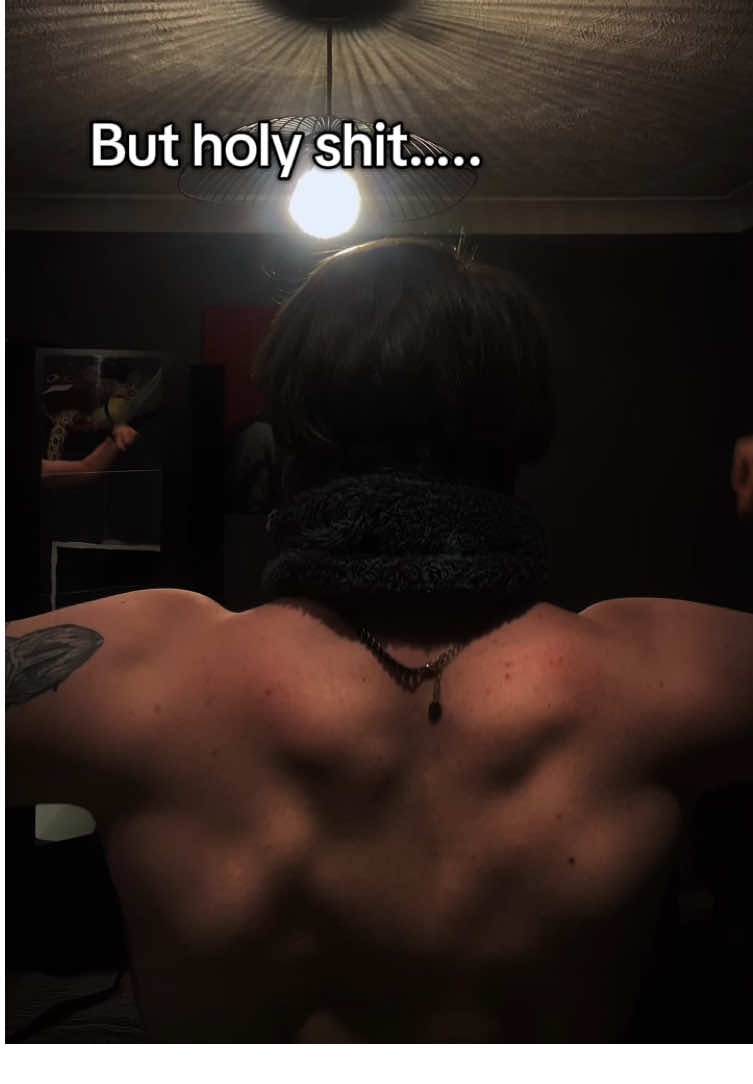 I LOOK DAAMMM FUCKIN GOOD (Reposted cus it got fucken nowhere) #fyp #masktok #thirst #tattoo  #workout 