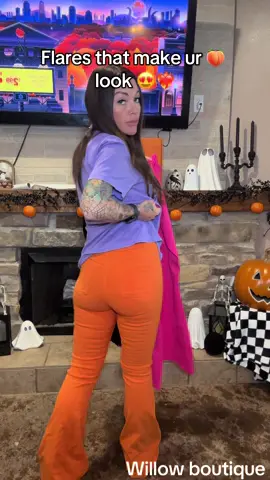 Need an extra lift for the 🍑 try out these flares @Willow Boutique #fyp #spookyvibesonly #spookyseason #willowboutique 