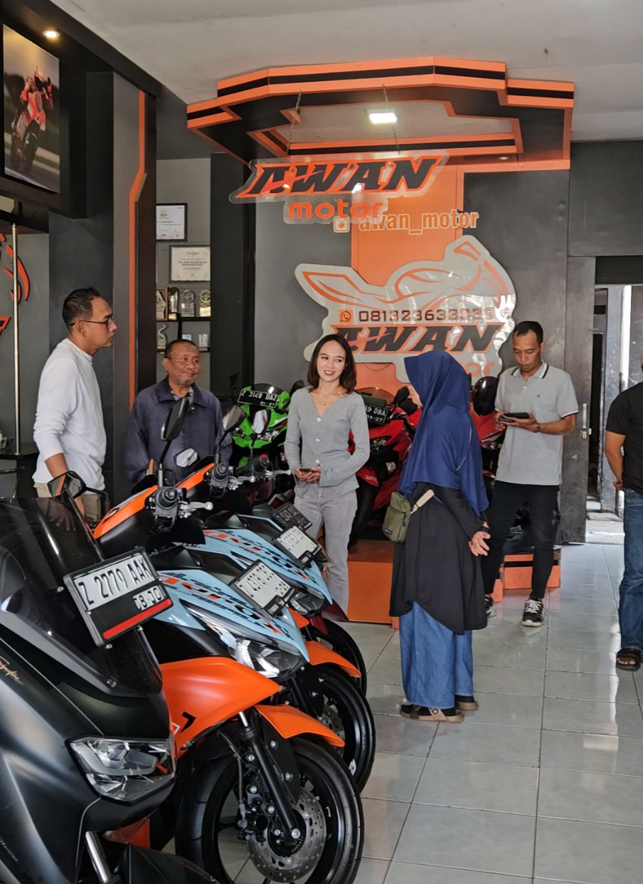 @Bymaisa  ANTRI YA🙏KASIRNYA CUMA SATU😍 KITA MELAYANI PENJUALAN SECARA CASH&KREDIT TUKAR-TAMBAH✅ BUY-BACK GUARANTEE✅ KAMI JUAL BELI MOTOR RESMI (STNK+BPKB+FAKTUR)✅ KEISTIMEWAAN 