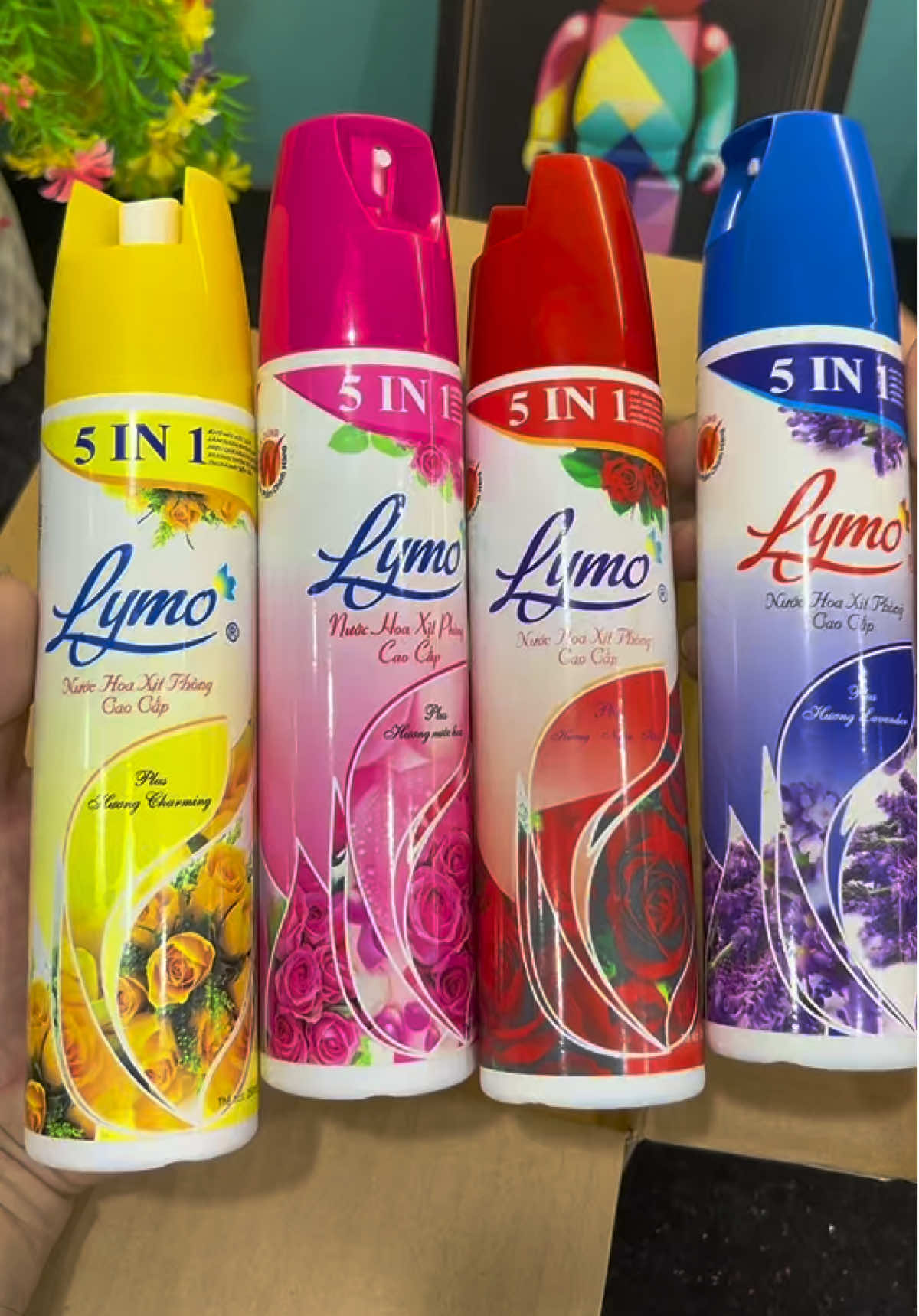 Combo 4 chai xịt phòng tinh dầu nước hoa Lymo #emkieutaphoa #xitphong #xitphonglymo #lymo #xitphongnuochoa