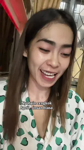April bawain lagu ini enak banget kaya yang enteng, aku yang bawain mah kaya lagi ngeden ya😳😂#fyp #itingchanel #insanbiasa #insanbiasaapril 