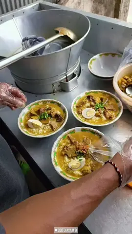 selain soto ayam.  soto daging juga menjadi andalan baru bagi pencinta soto. 😍 Soto ayam 9. jl pulau derawan tepian teratai.  #fyppppppppppppppppppppppp #berau #fyp #sotoberau #kuliner #soto #sotoayam #kulinerberau #sotoayam9 #tepian #tepianterataiberau #sotodaging 