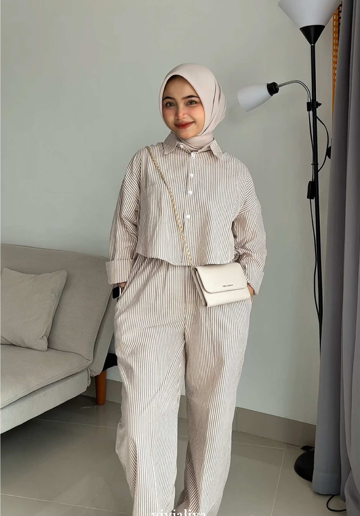 @Nazzara Official  #kemejastripe #kulotstripe #oneset #kemejawanita #ootdhijab 
